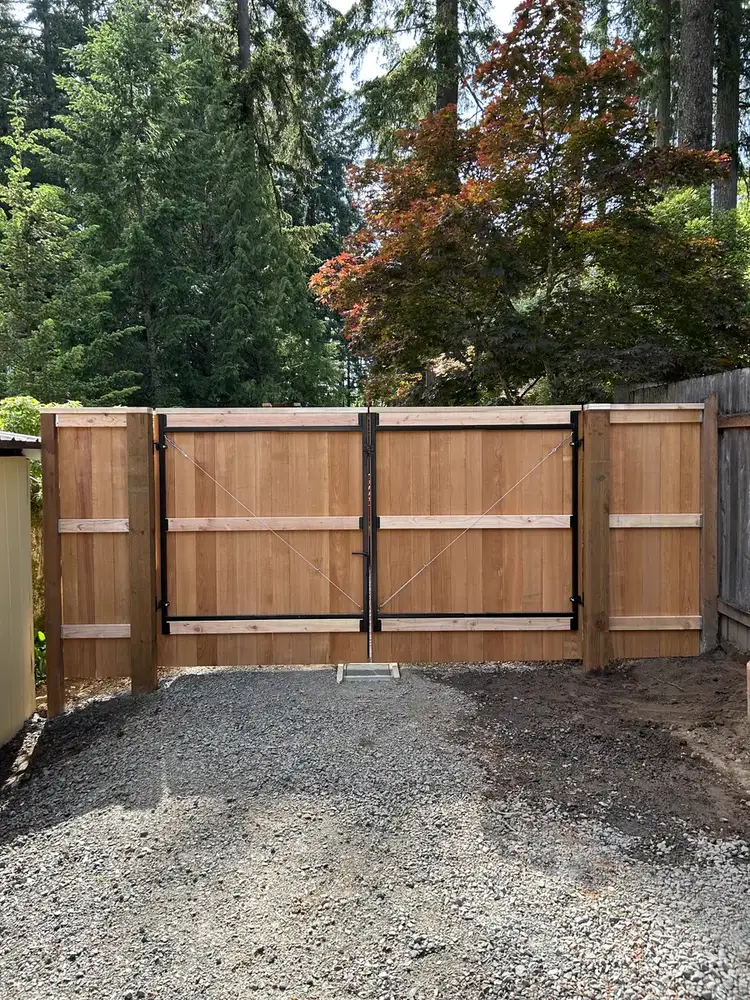 Fencing & Gates - Platinum Construction