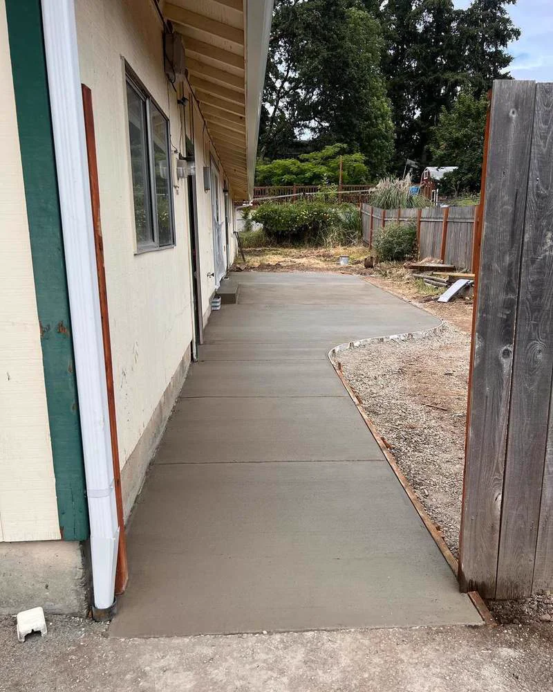 Curved Residential Side House Walkway - Sidewalk & Walkway project in West Linn, OR