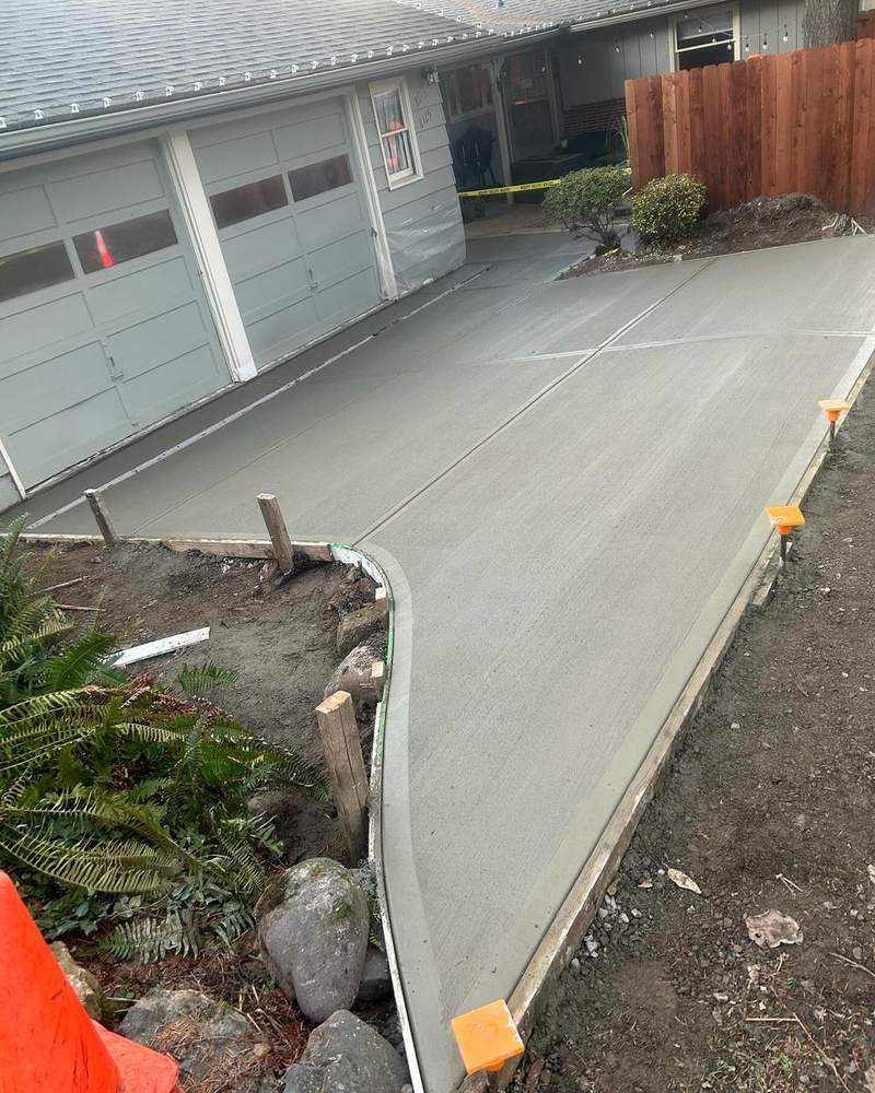 Precision Formed Concrete Apron & Driveway - Driveway Apron project in Beaverton, OR